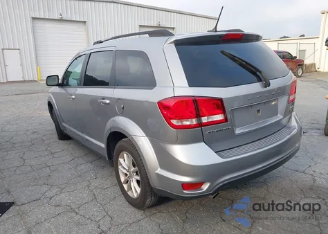 2017 Dodge Journey Sxt z USA, uszkodzony, nr VIN 3C4PDCBGXHT531168